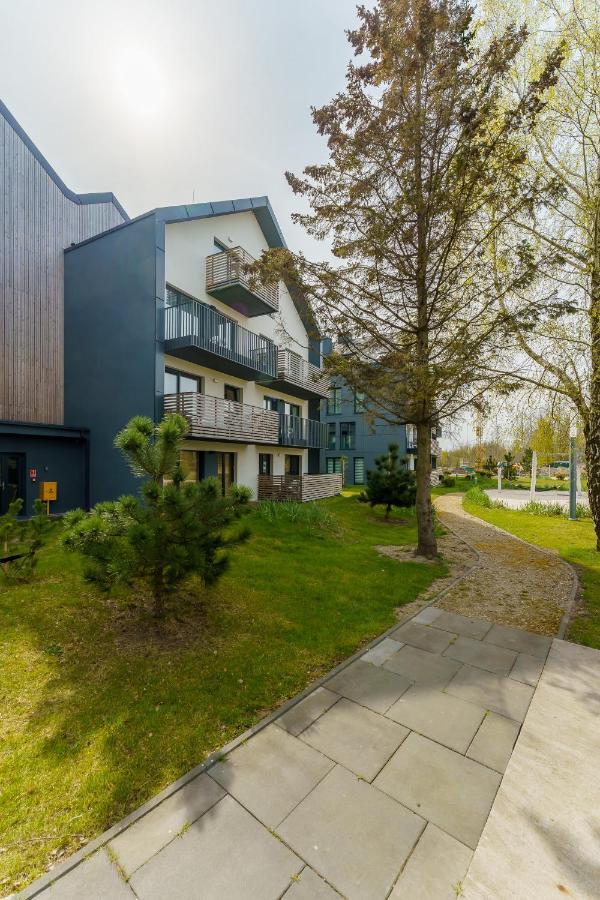 Wood Surfingbird Apartment